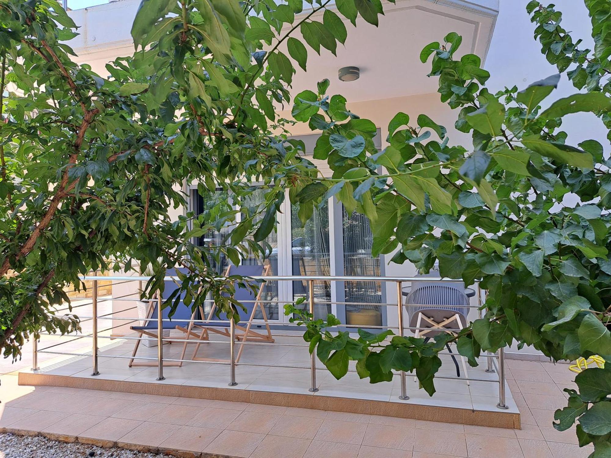 Chania Sweet Ground-Floor Apt Esterno foto